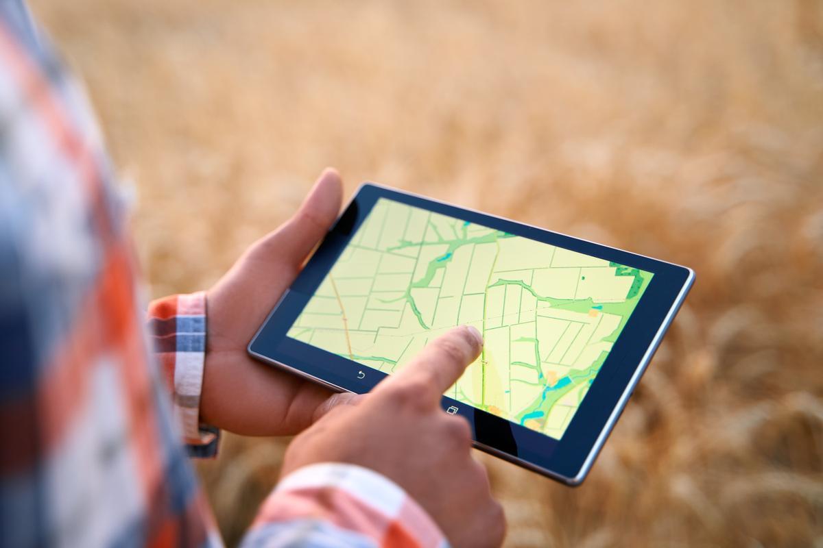 El sector agrícola se enfrenta a grandes retos como el relevo generacional o la transformación digital.