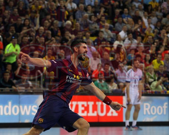 FC Barcelona, 43 - RK Zagreb, 21