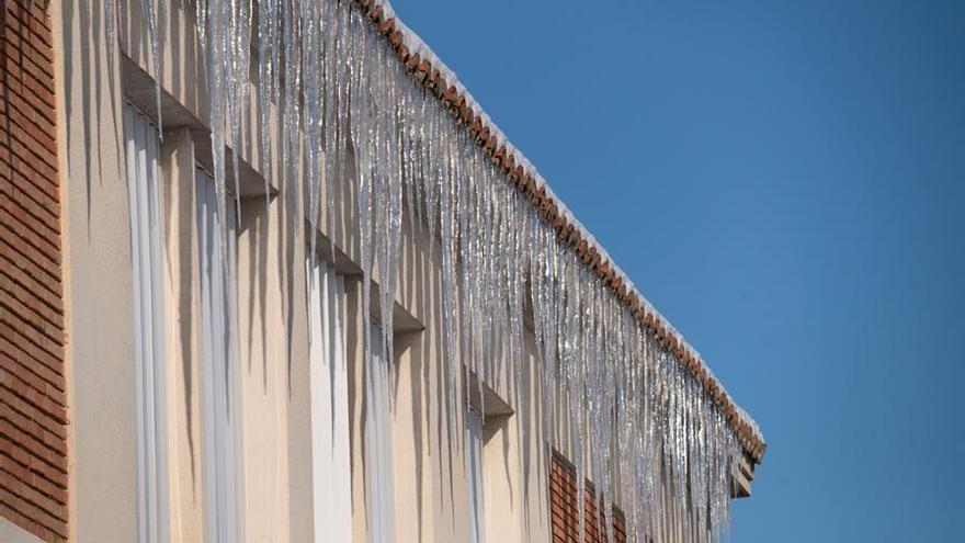 Extremadura y otras 11 comunidades siguen en alerta por el frío polar