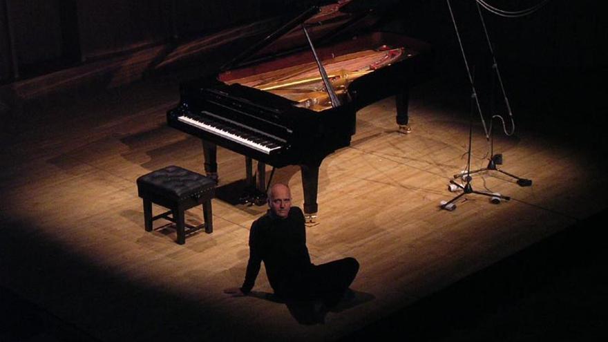 Ludovico Einaudi.