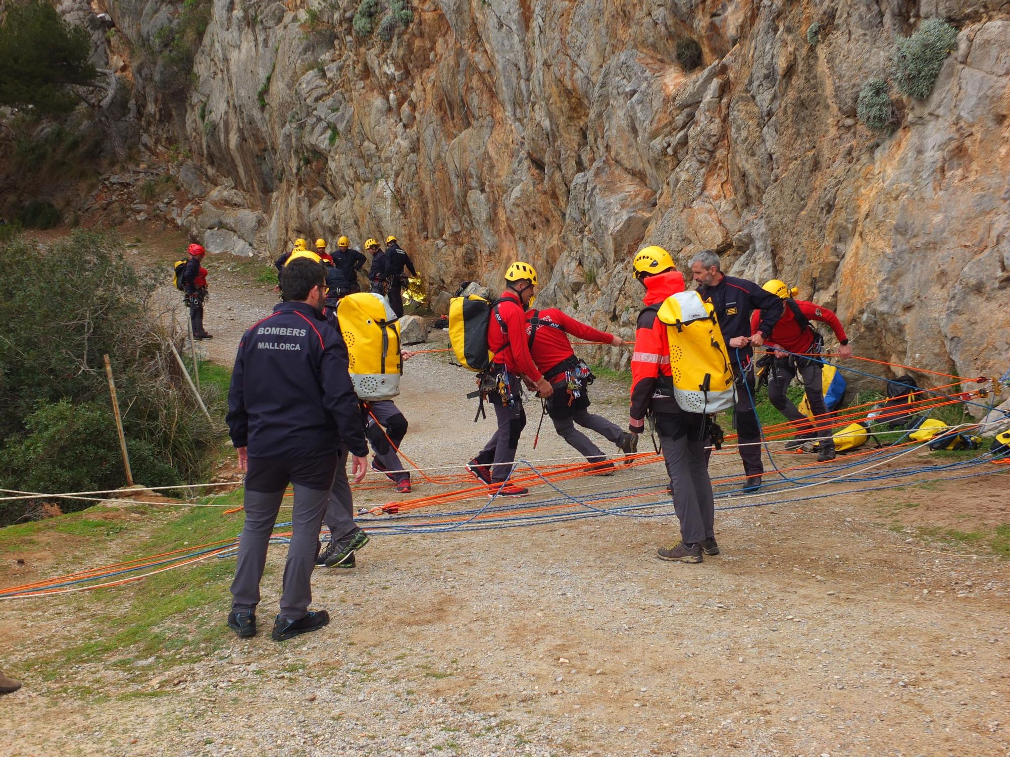 Simulacro de rescate de montaña en Sóller