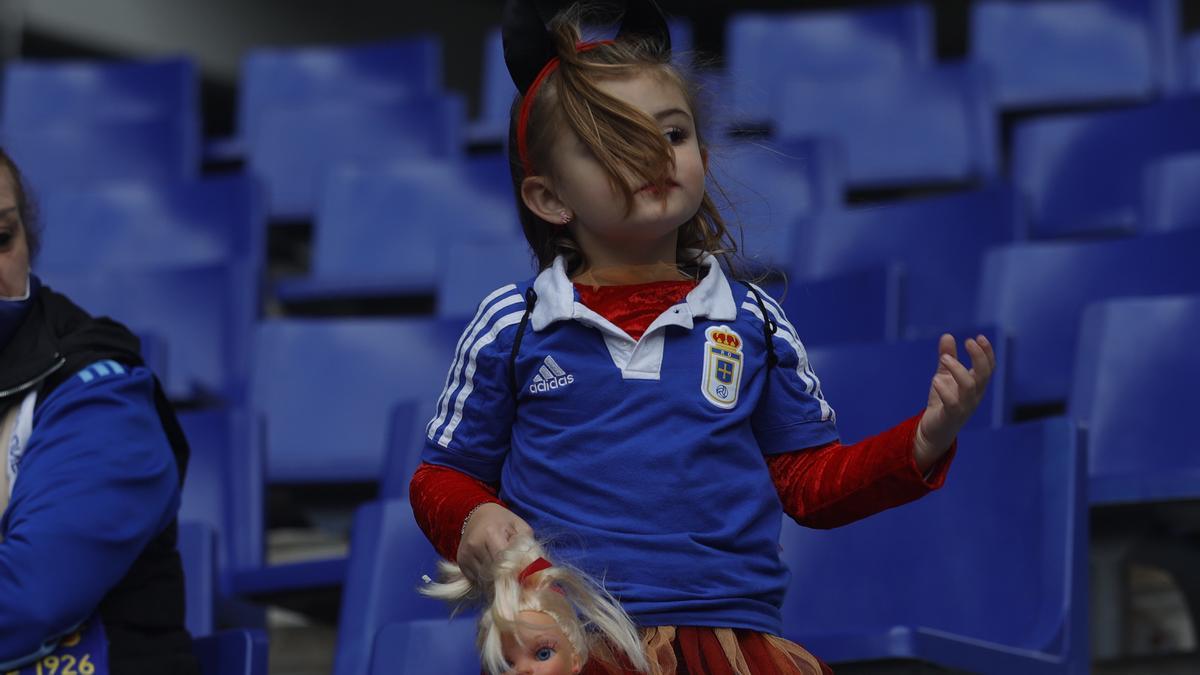 El partido del Oviedo, en imágenes