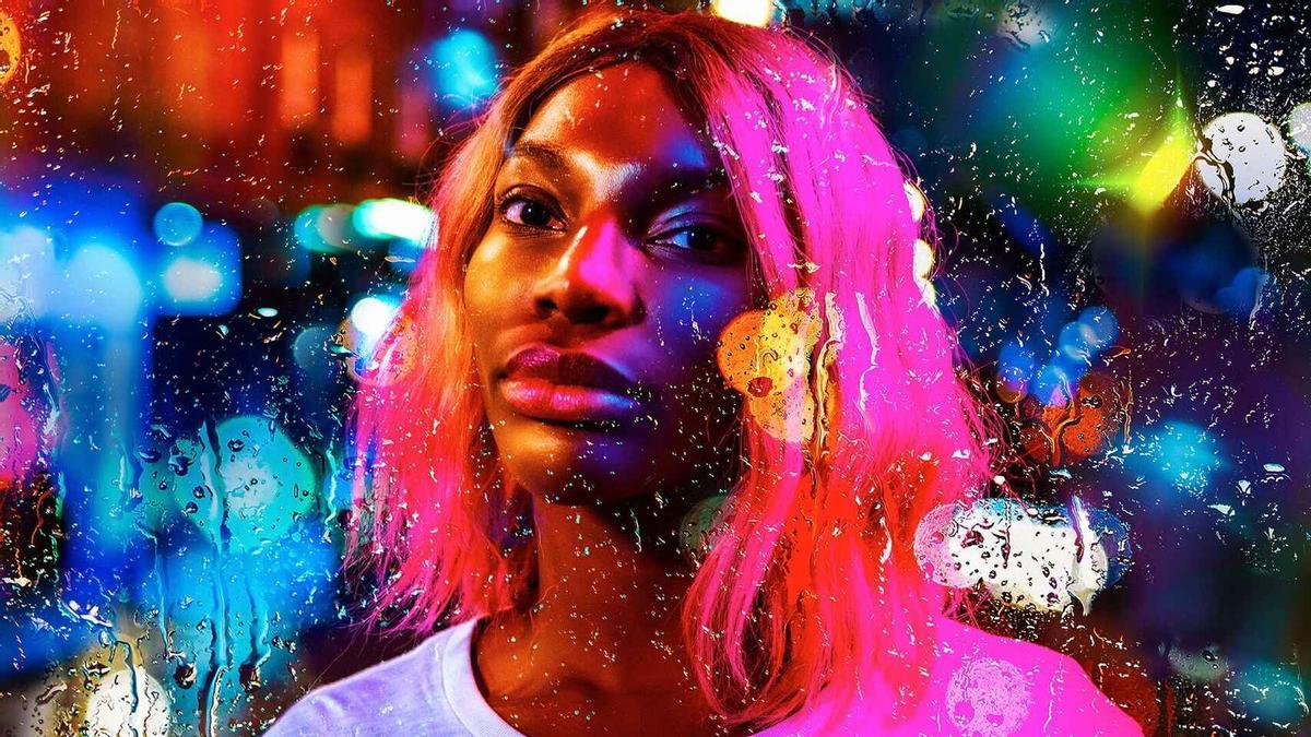 Michaela Coel interpreta a Arabella en la miniserie Podría Destruirte de HBO.