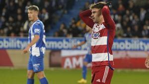 Alavés - Granada | El gol en propia puerta de Raúl Torrente