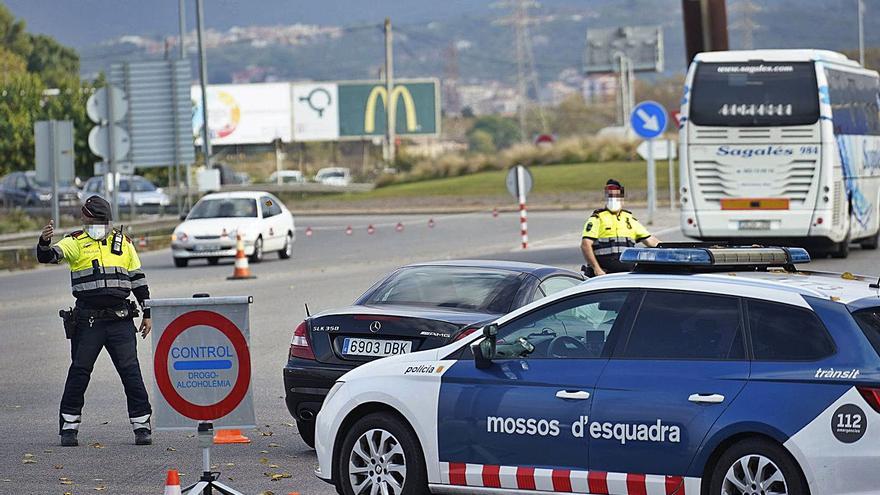 Es queda sense benzina, deixa el cotxe a l&#039;N-II a Figueres i l&#039;arresten per donar positiu en tres drogues