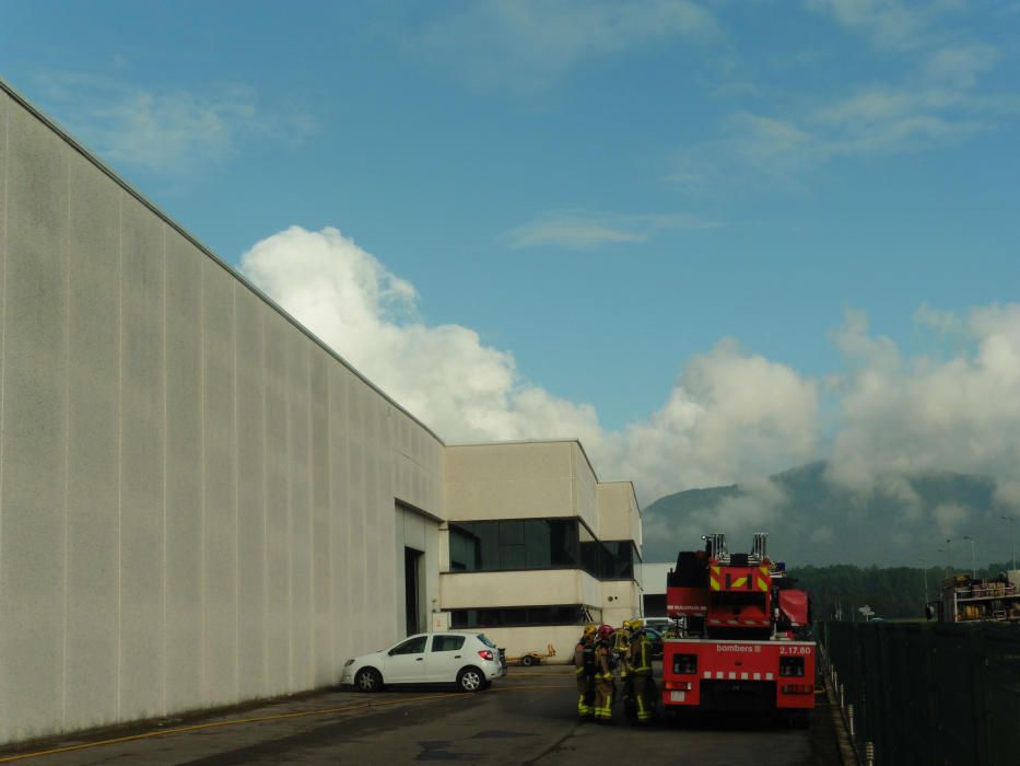 Incendi en una filatura de Les Preses