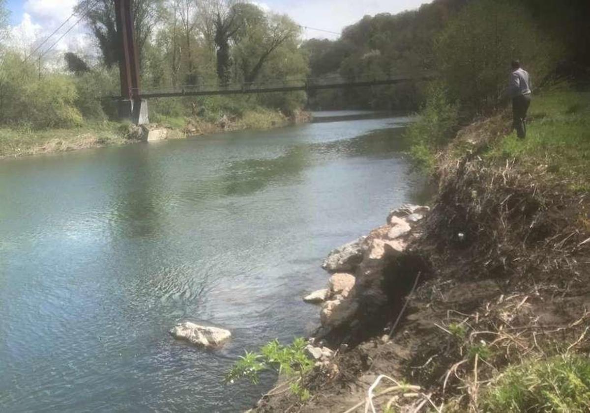 Ribera urge soluciones ante el peligro de sufrir grandes riadas por los daños en una escollera