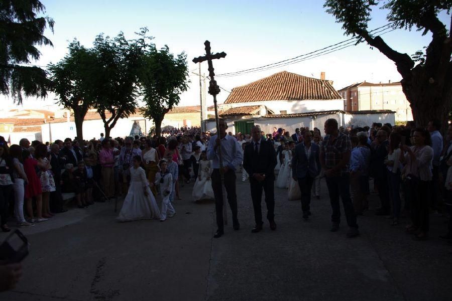 Fuentesaúco arropa a la Virgen de la Antigua