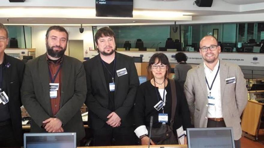 David Font, a la dreta, amb altres ponents com ell a les jornades de Brussel·les, ahir