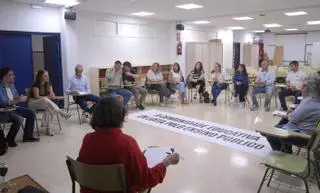 Los nueve centros de A Estrada debaten sobre sus necesidades