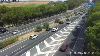 Nuevo domingo de retenciones en la AP-4: acumula 13 kilómetros de atasco en dirección a Sevilla