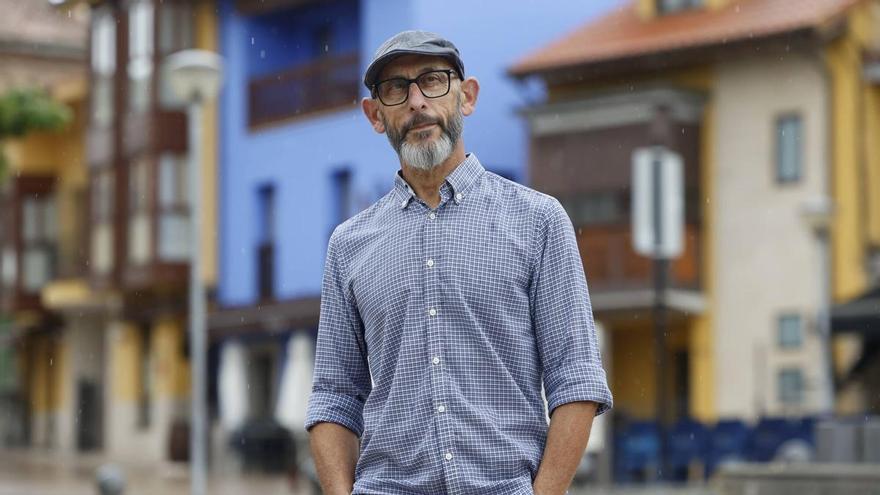 Sidoro Villa, ganador del premiu "Xosefa Xovellanos" de novela