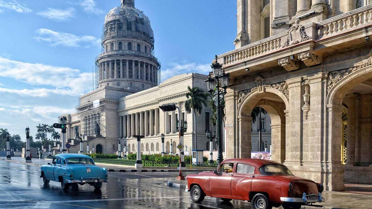 La Habana en un coche de los años 50
