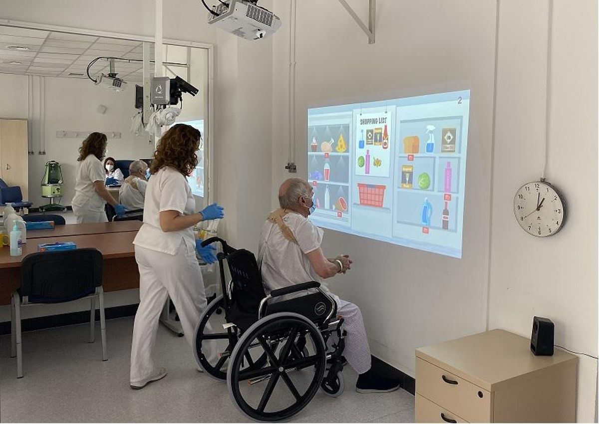 Entrenamiento de paciente tras sufrir un ictus