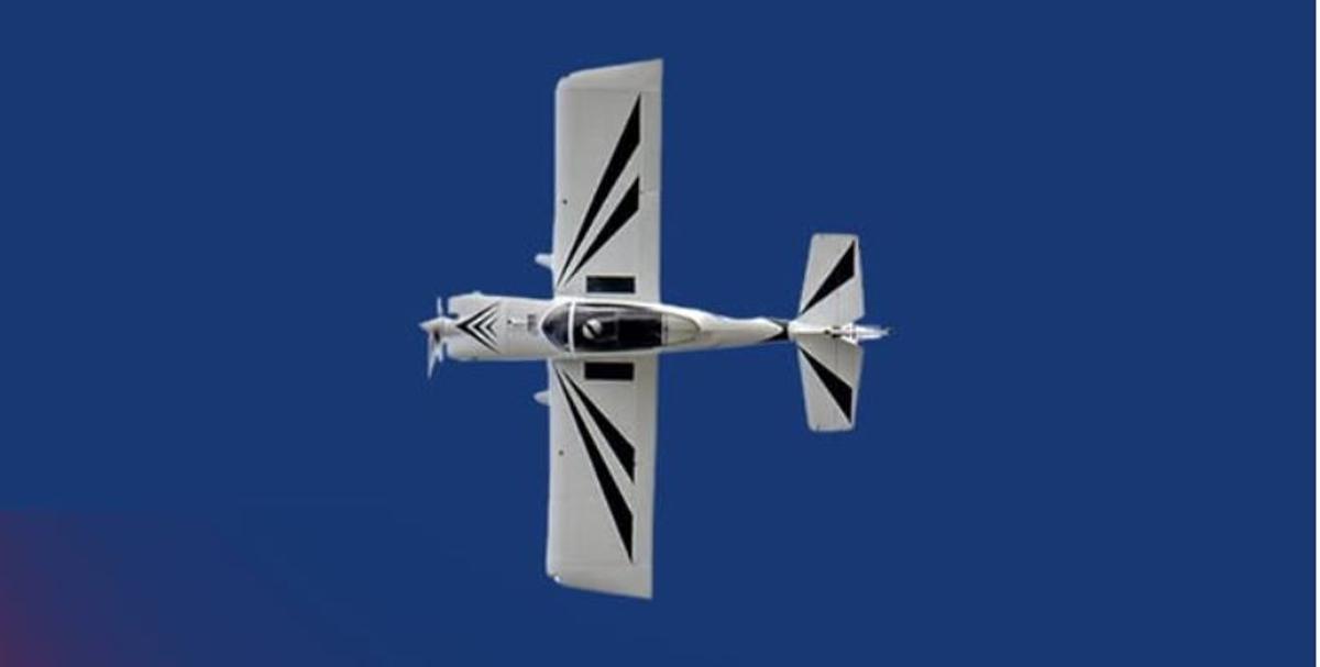 Avión del equipo Team Raven