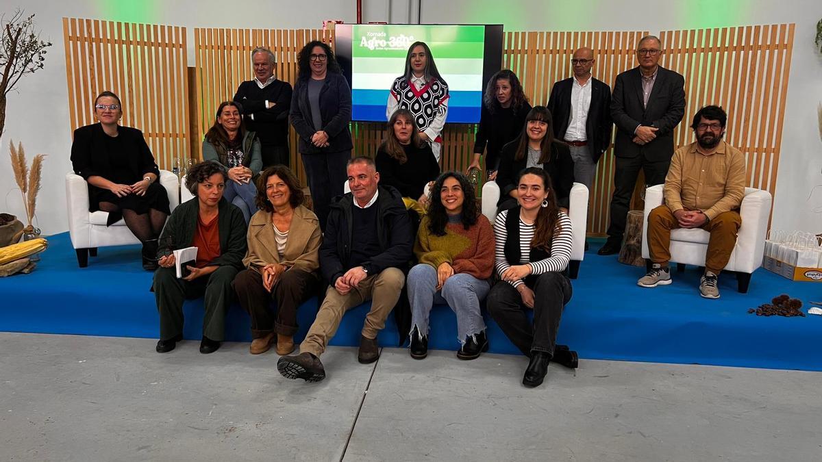 Participantes no foro Agro 360º celebrado en Boiro.