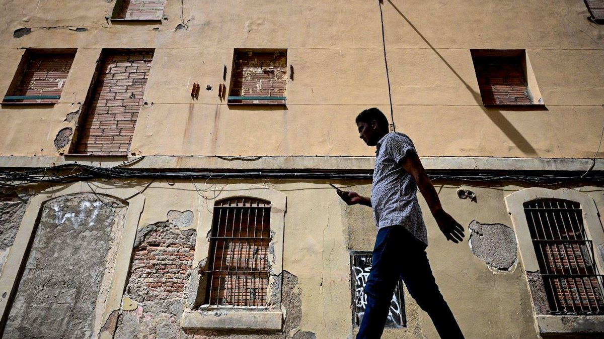 La dueña de un edificio de la Barceloneta lo cede al ayuntamiento porque no puede pagar las obras