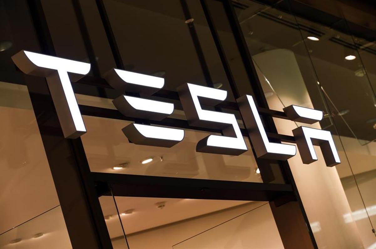 Tesla tanca el 2020 amb els primers beneficis nets anuals, 721 milions