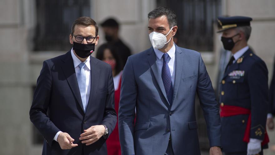 Pedro Sánchez recibe a Mateusz Morawiecki en la XIII Cumbre Hispano-Polaca