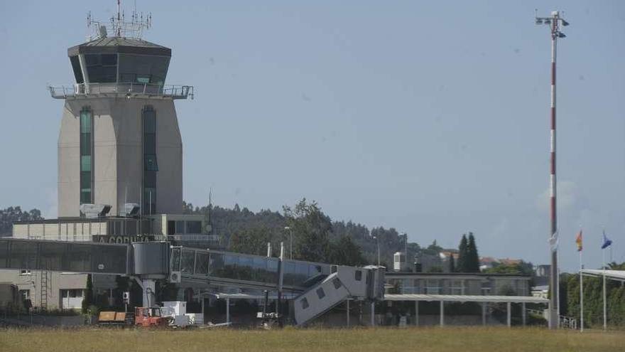 Instalaciones del aeropuerto coruñés de Alvedro.