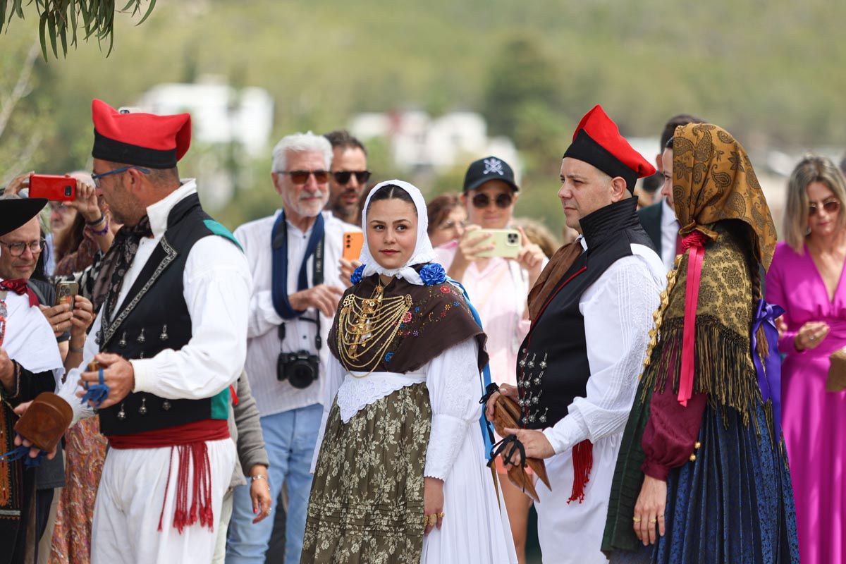 Todas las imágenes de 'Anar a maig' en Santa Eulària