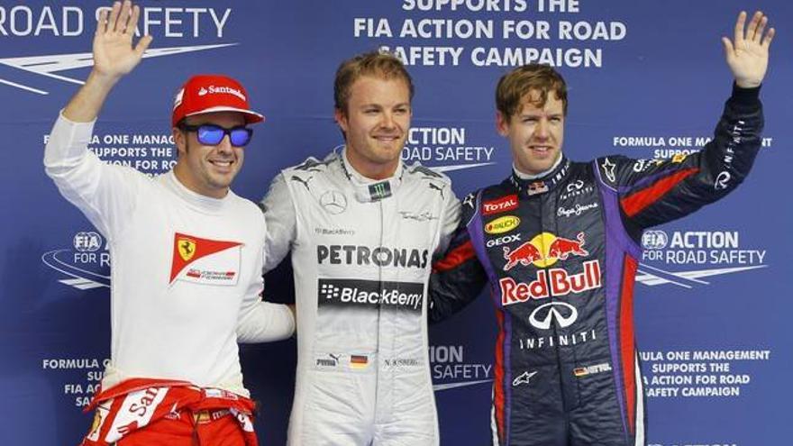 Rosberg sorprende a los favoritos en Baréin