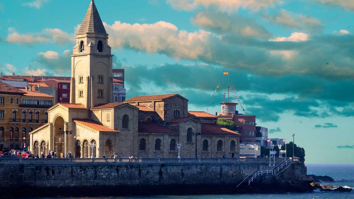 Gijón en 15 imprescindibles