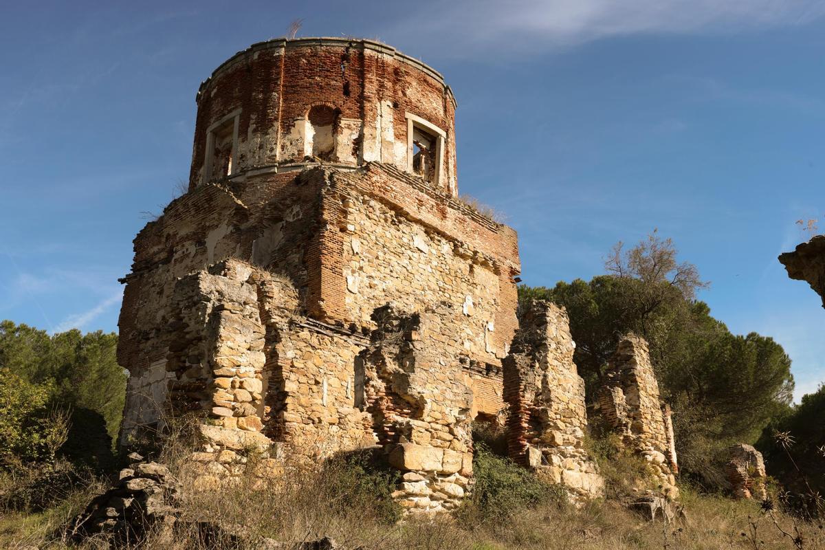 Casa del Bosque de Buitrago del Lozoya antes de la restauración