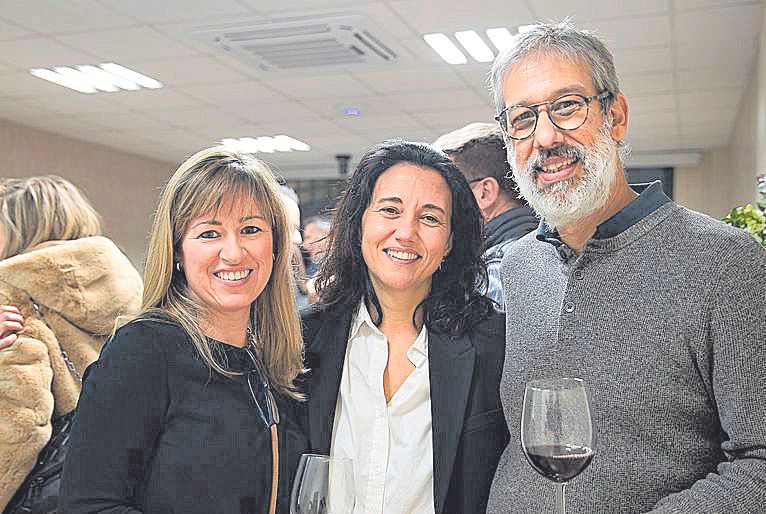 Cati Barceló, Yolanda Cardona y Octavio Rivero.