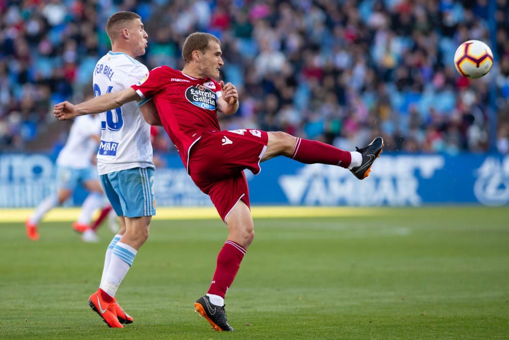 El Dépor gana en Zaragoza y sueña con el ascenso