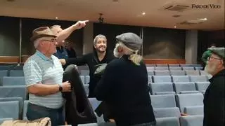 Bronca en el pleno de Cangas: AV se vuelve a aliar con el PP para tumbar la liquidación de la deuda bancaria