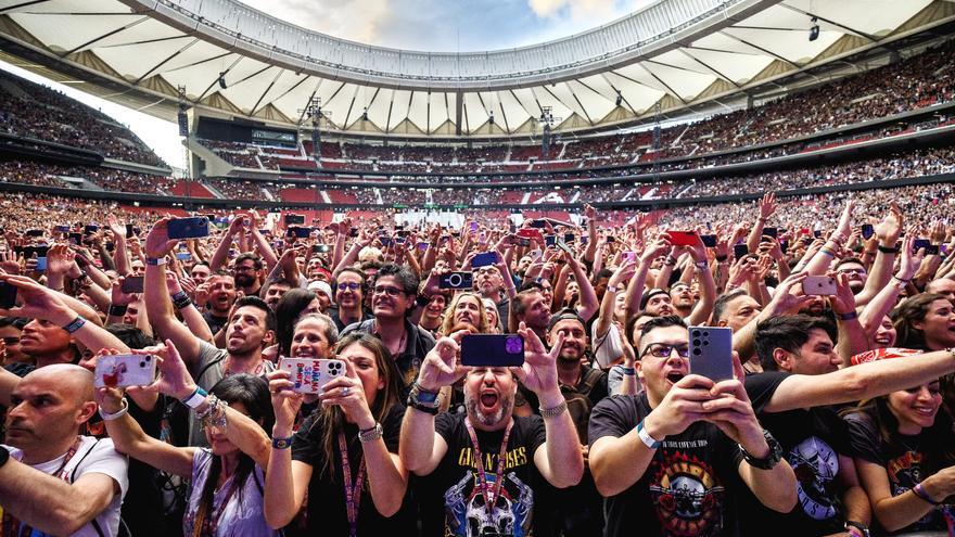 Guns n&#039;Roses demuestran en Madrid que la nostalgia del rock sigue llenando estadios