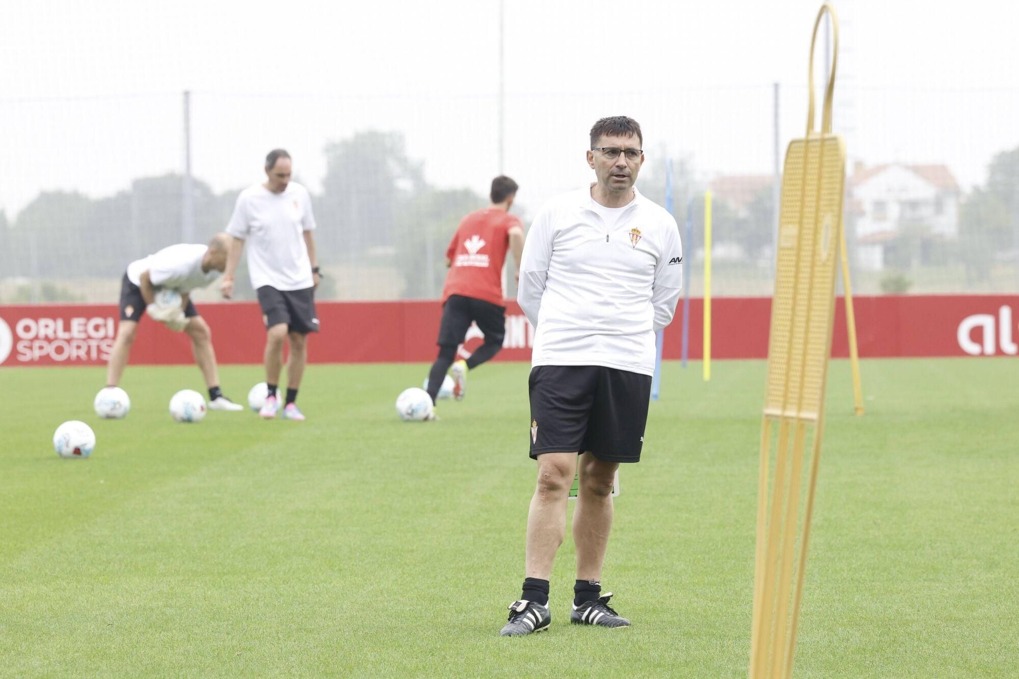 EN IMÁGENES: Primer entrenamiento de Sporting tras el regreso de las vacaciones