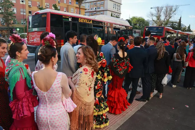 Todas las imágenes del miércoles festivo de la Feria de Abril en Sevilla