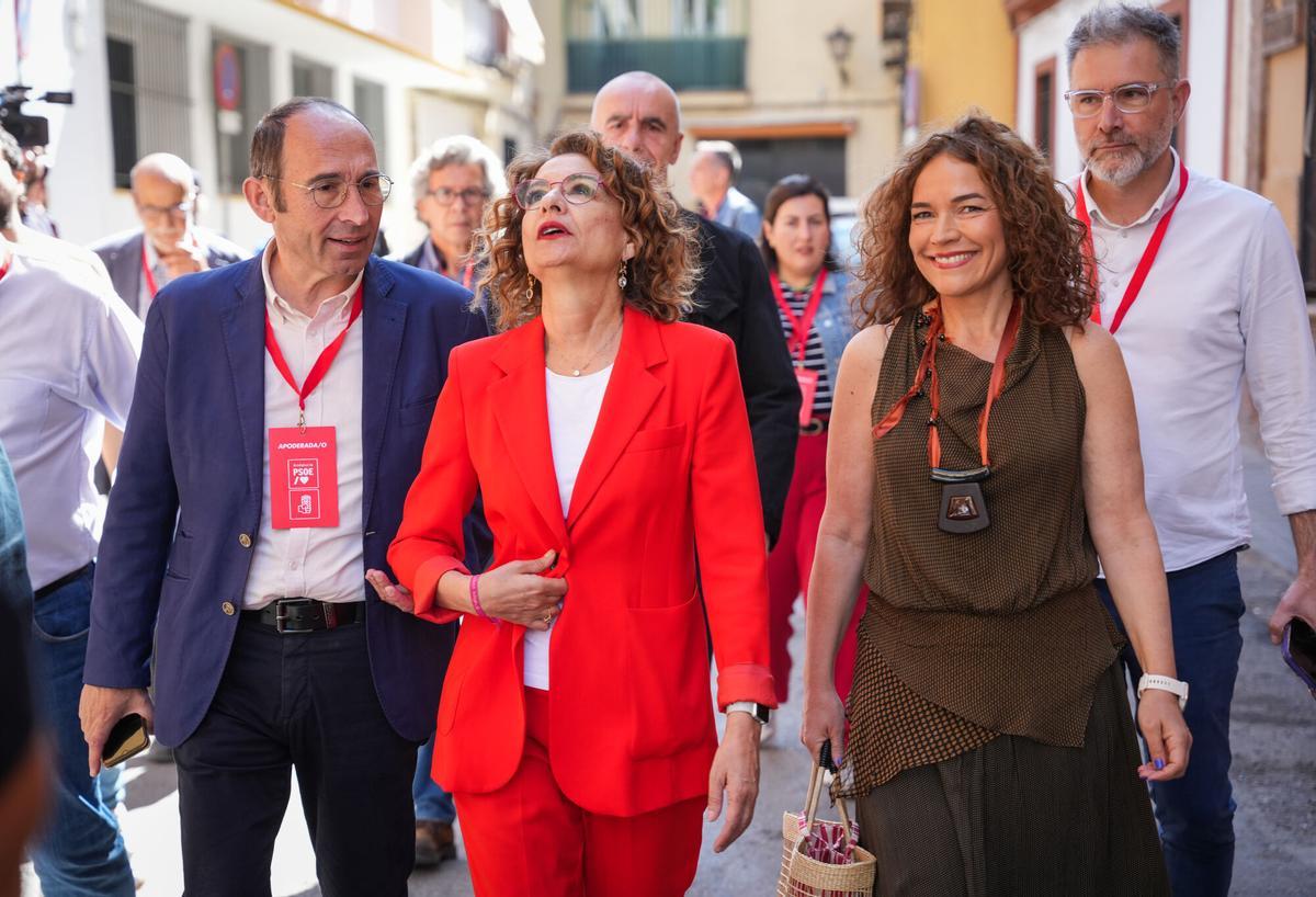 Els socialistes andalusos es consolen al pujar en vots