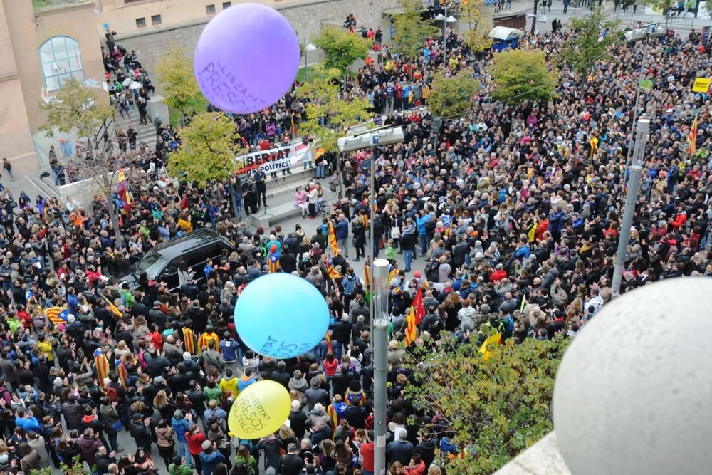 Manifestació per l'empresonament dels exconsellers, a Manresa
