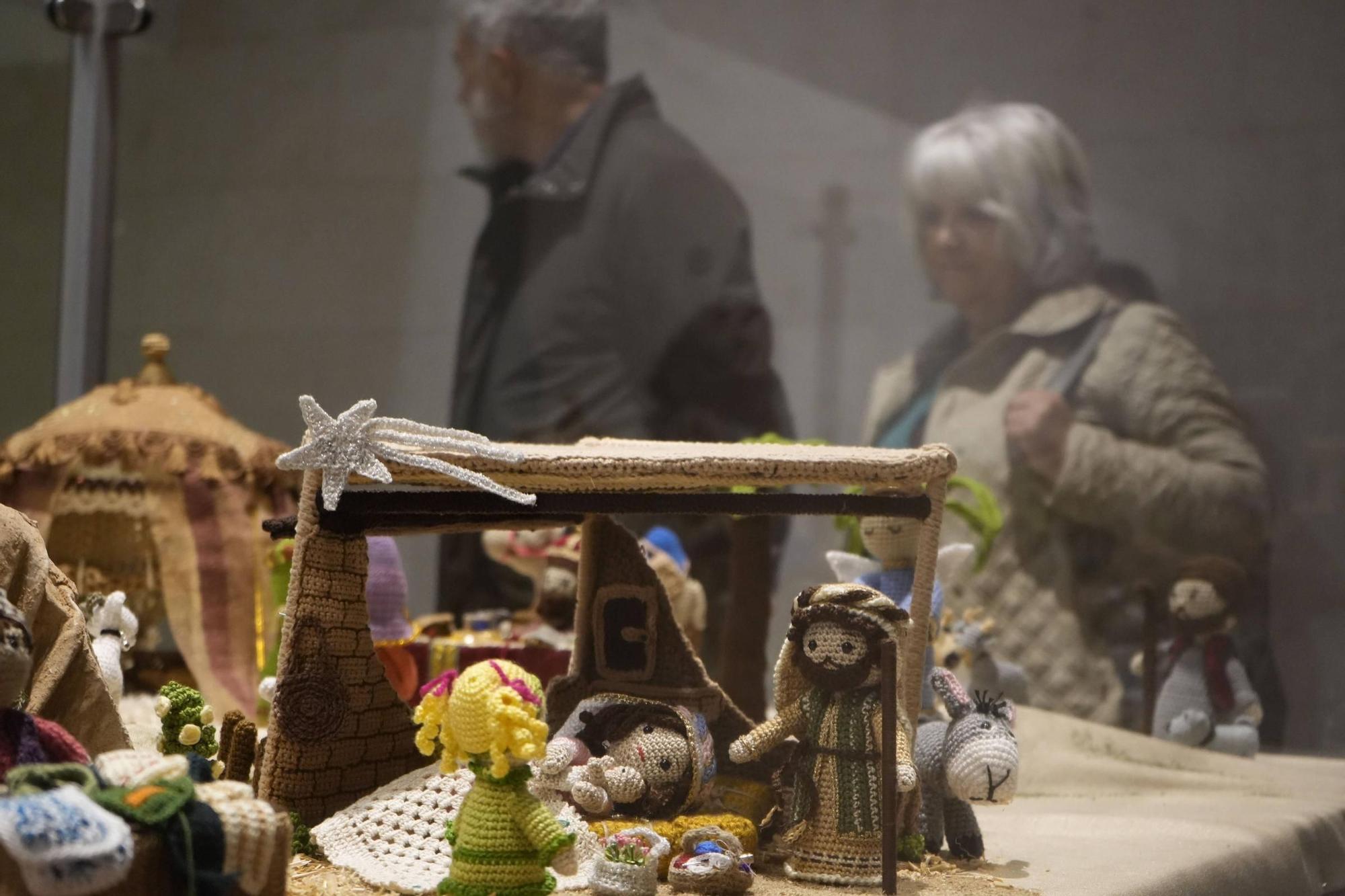 GALERÍA | Belén de ganchillo 'Al hilo de la Navidad' en el Museo Etnográfico