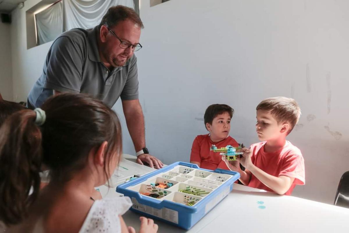 Campamentos acuáticos y de robótica en Mérida