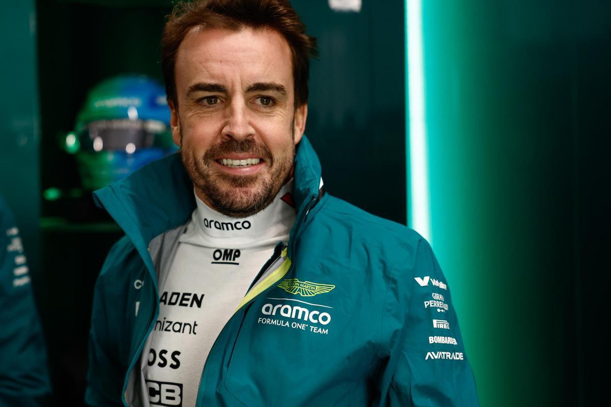 Fernando Alonso, sonriente tras su actuación en Qatar