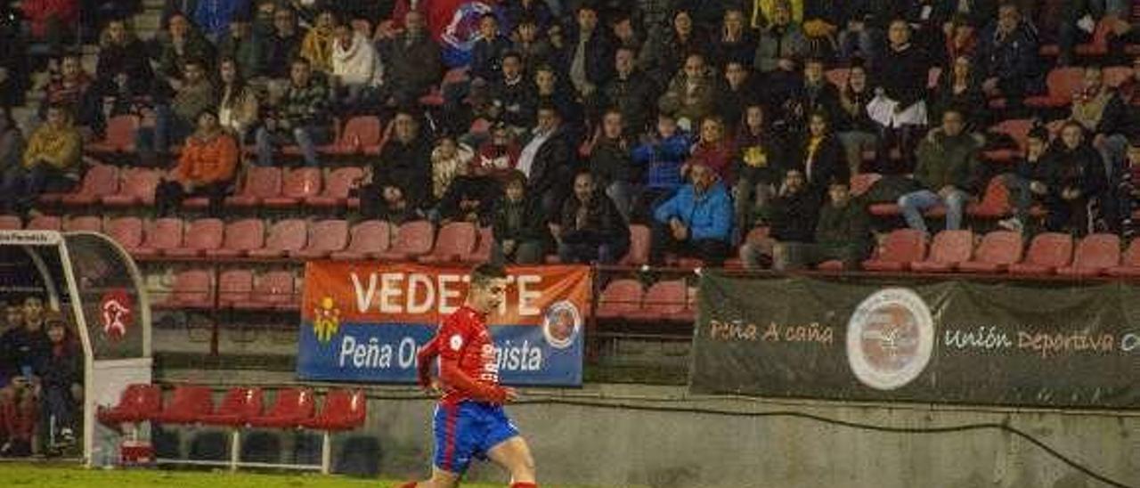 Marquitos, durante el partido contra el Somozas. // C.P.