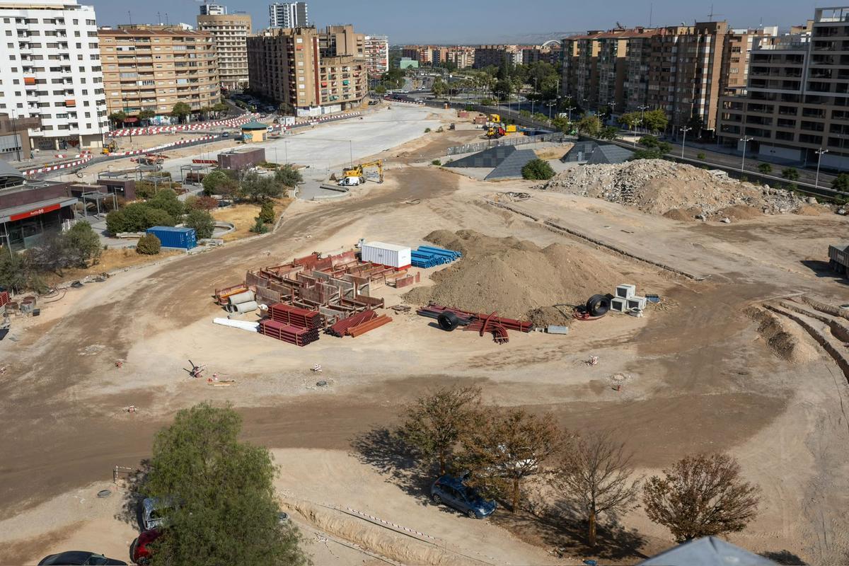 Estado de las obras en el Portillo, con la rotonda de la Ciudadanía de fondo.