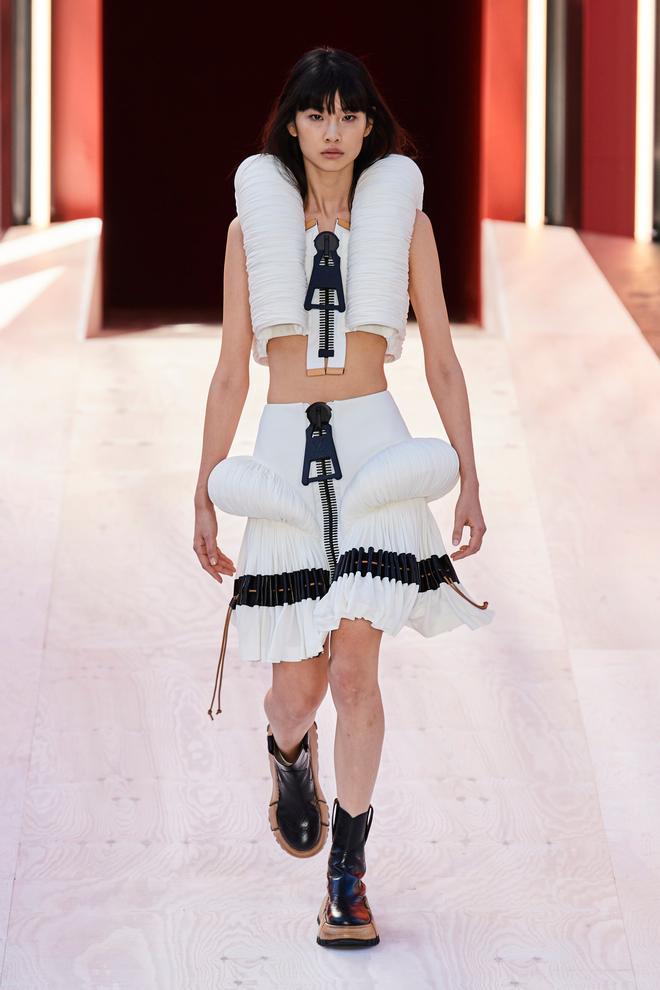 Louis Vuitton desfile Paris primavera verano 2023