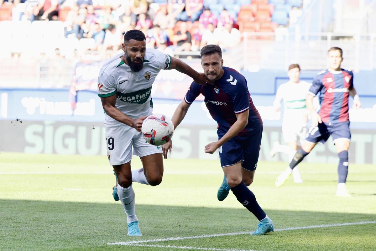 Eibar-Elche: Una sonrisa en mitad del sufrimiento