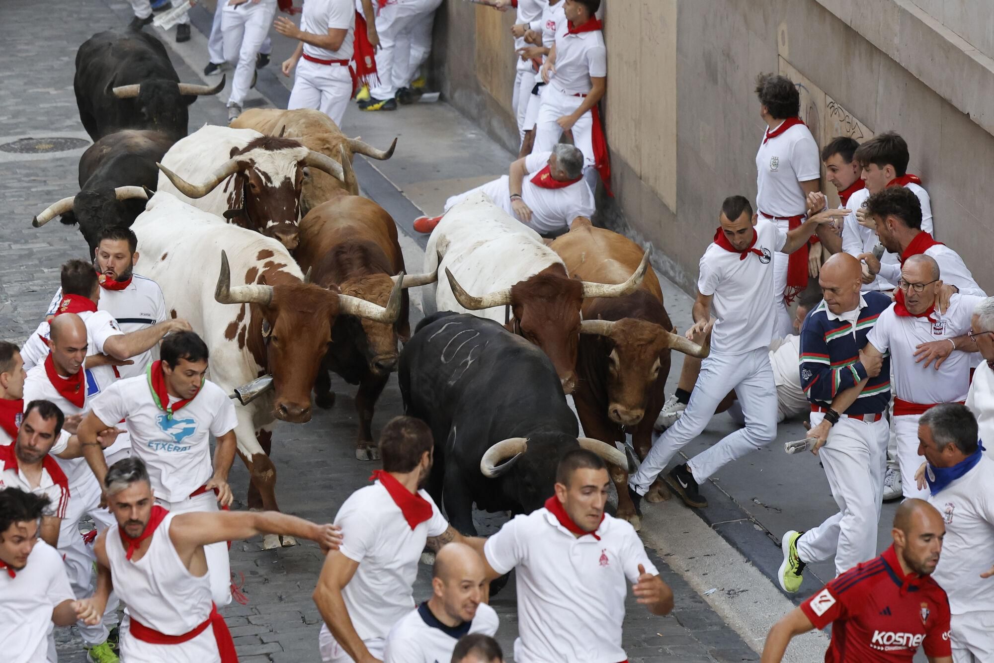 El quinto encierro de los Sanfermines 2025, en imágenes.