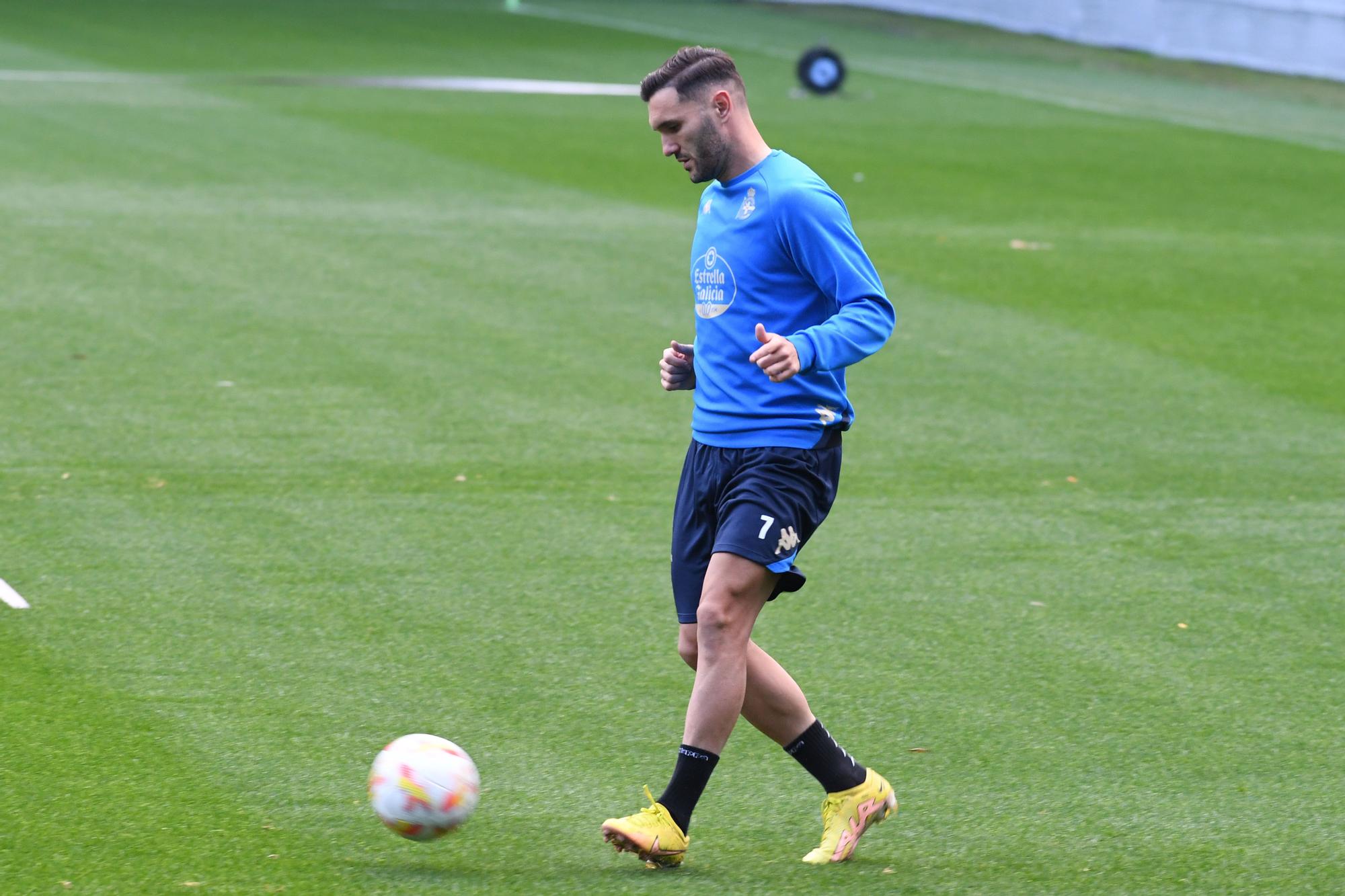 Lucas ya entrena de blanquiazul en su vuelta a casa con el Dépor