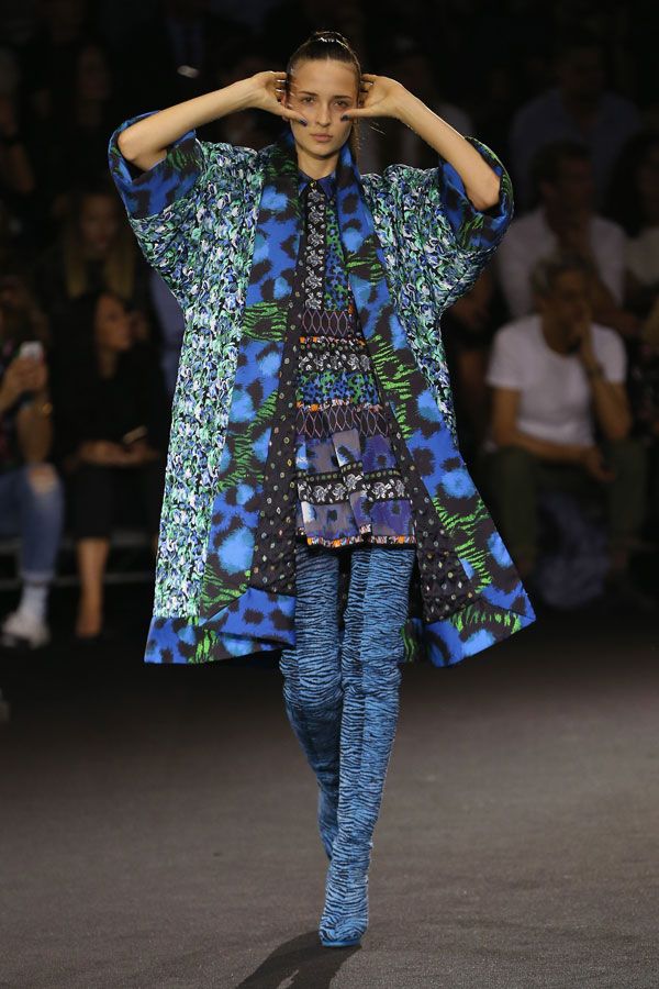 Desfile Kenzo x H&M: tonos fríos