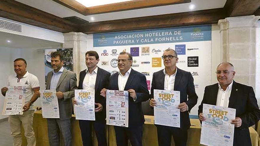 Representantes municipales y hoteleros presentaron ayer los actos del Día del Turista.