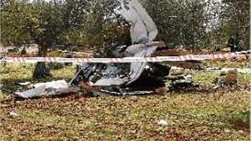 Tres morts en caure una avioneta a Madrid