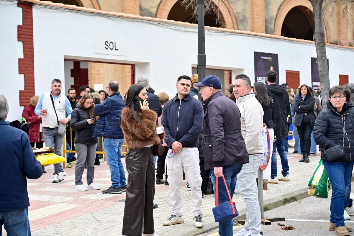 De los aficionados de siempre a los más jóvenes: así fue la tarde de rejones en Castelló