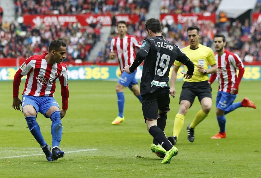 El partido entre el Sporting y el Granada, en imágenes